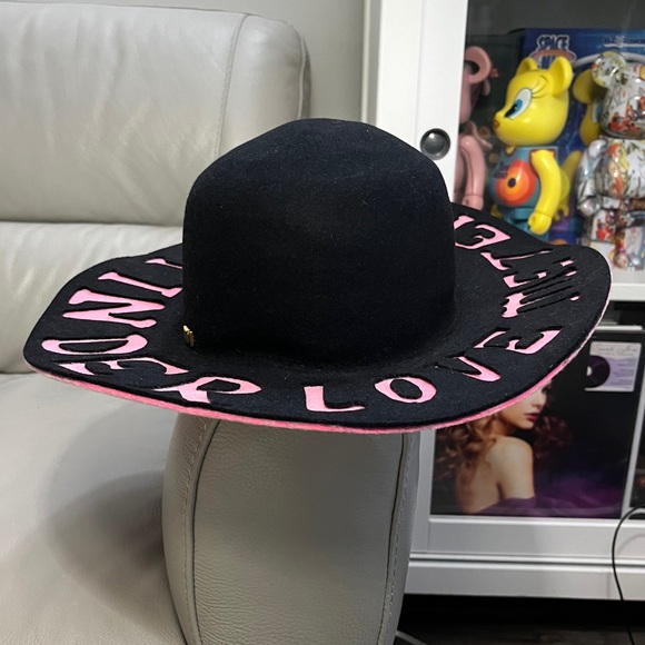 NWT-Mimime Paris Women’s Rabbit Fur Felt Hat with Cut-Outs-Hand Made in France - Picture 7 of 10